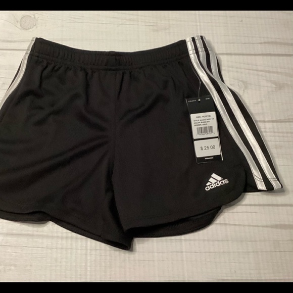 Adidas 2piece outfit - Picture 2 of 7